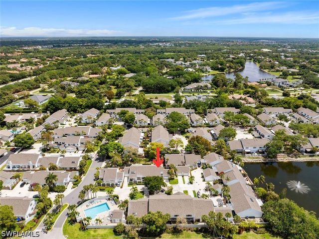 879 Meadowland DR C, Naples, FL 34108