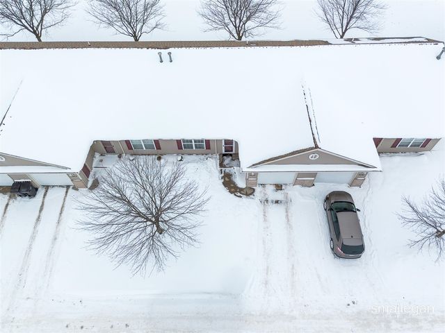 3557 Greenly Court 18, Holland, MI 49424