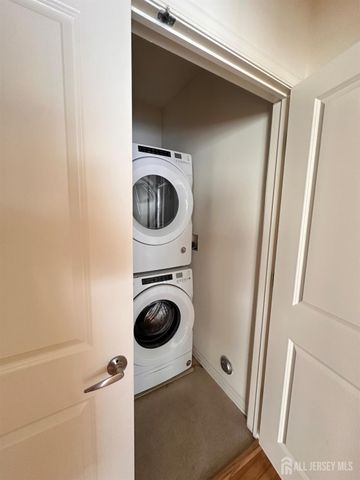 365 Lehigh Avenue 109, Perth Amboy, NJ 08861