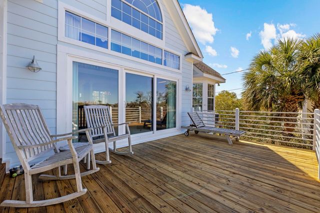 4616 Eyerly St., North Myrtle Beach, SC 29582
