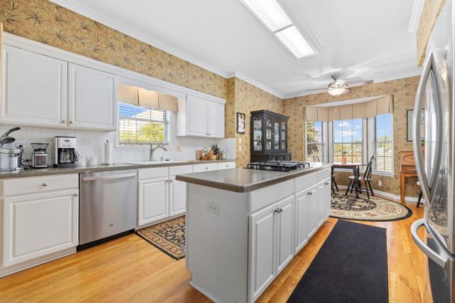 4616 Eyerly St., North Myrtle Beach, SC 29582