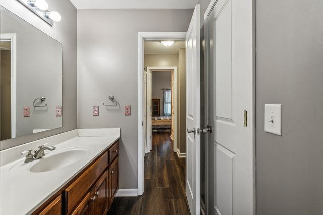 5881 Highway 31 W, Portland, TN 37148