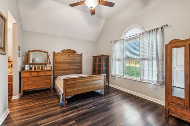 5881 Highway 31 W, Portland, TN 37148