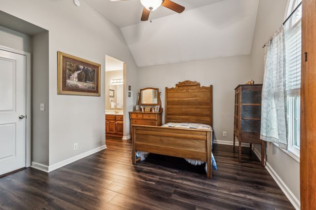 5881 Highway 31 W, Portland, TN 37148