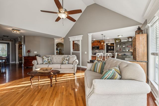 5881 Highway 31 W, Portland, TN 37148