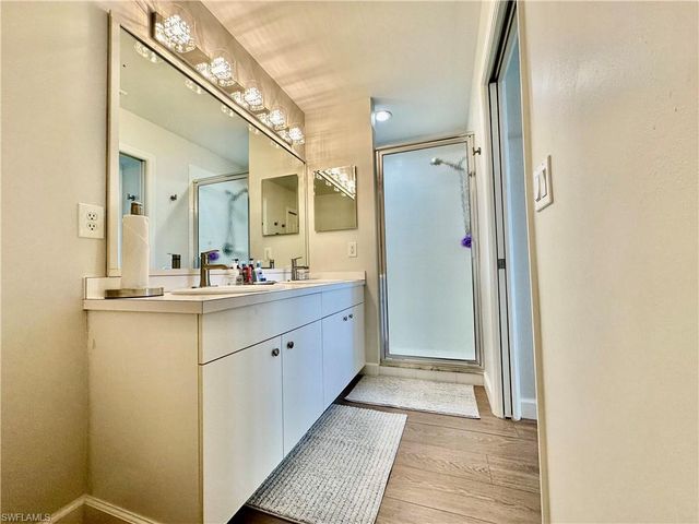 2720 Cypress Trace CIR 2920, Naples, FL 34119