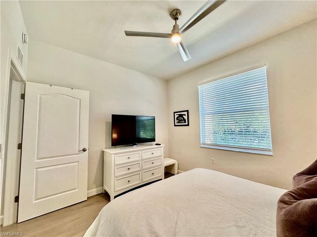 2720 Cypress Trace CIR 2920, Naples, FL 34119