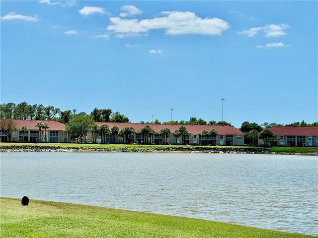 2720 Cypress Trace CIR 2920, Naples, FL 34119