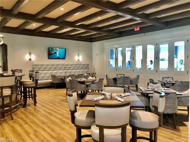 2720 Cypress Trace CIR 2920, Naples, FL 34119