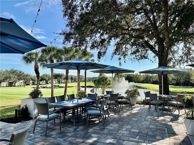 2720 Cypress Trace CIR 2920, Naples, FL 34119