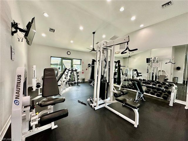 2720 Cypress Trace CIR 2920, Naples, FL 34119