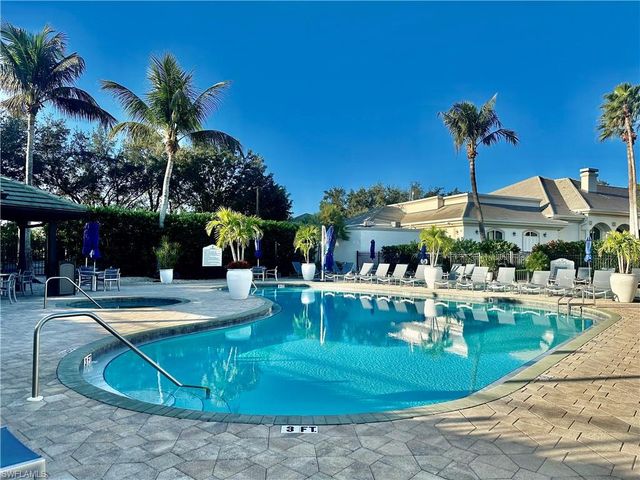 2720 Cypress Trace CIR 2920, Naples, FL 34119