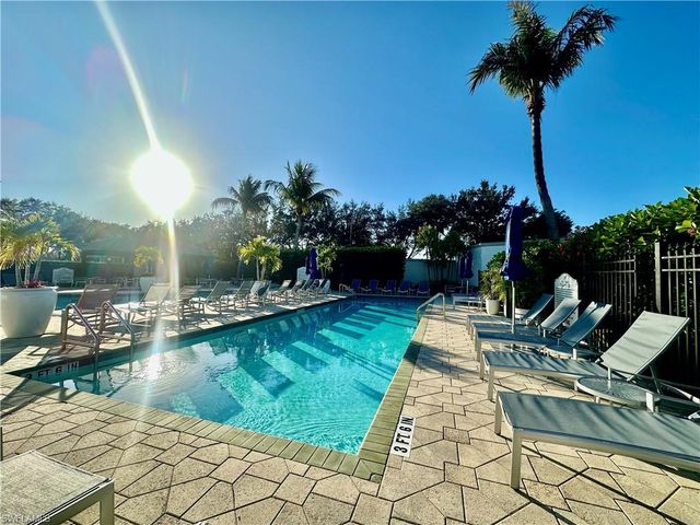 2720 Cypress Trace CIR 2920, Naples, FL 34119