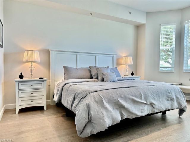 2720 Cypress Trace CIR 2920, Naples, FL 34119