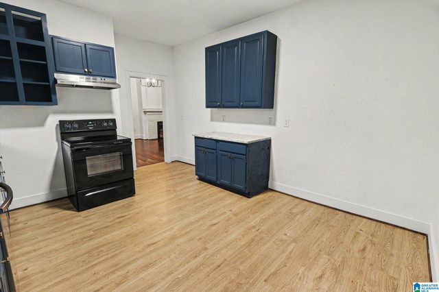 716 8TH COURT W, Birmingham, AL 35204