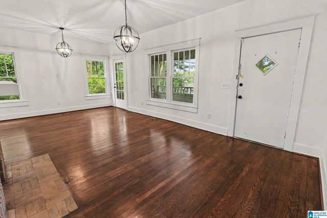 716 8TH COURT W, Birmingham, AL 35204