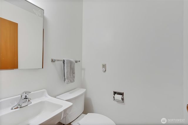 605 N 6th Street, Montesano, WA 98563