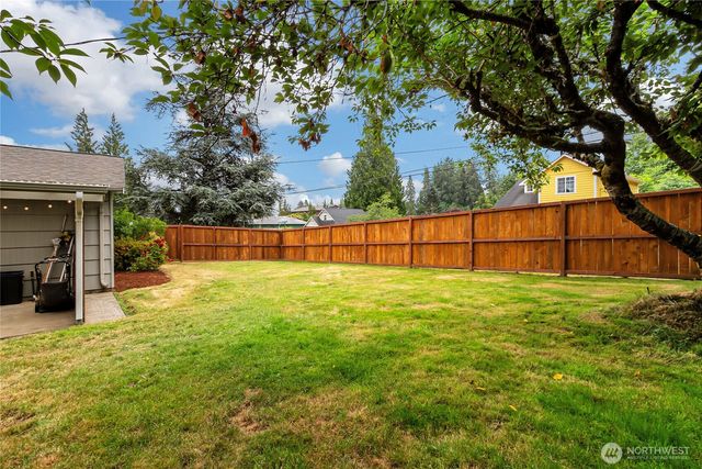 605 N 6th Street, Montesano, WA 98563