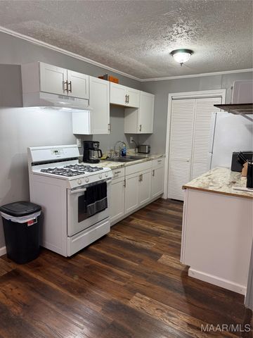 430 E 6th Street, Prattville, AL 36067