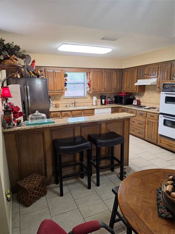 2128 EL Dorado Way Street, Carrollton, TX 75006