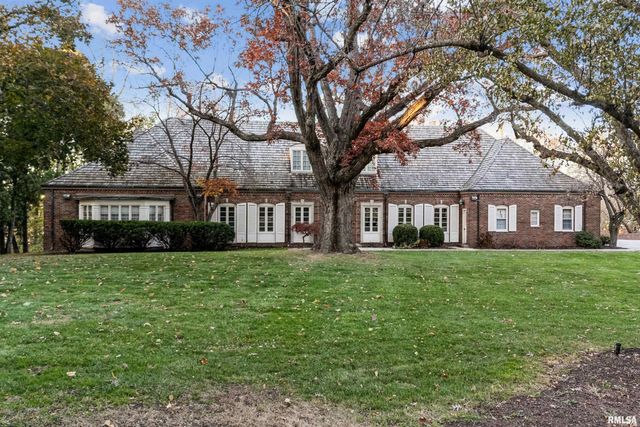 500 54TH Street A, Moline, IL 61265