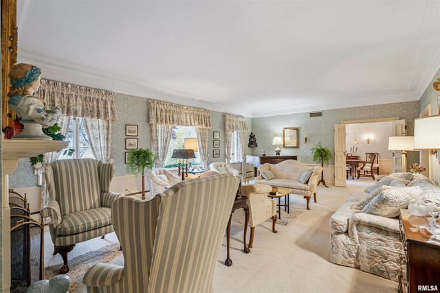 500 54TH Street A, Moline, IL 61265