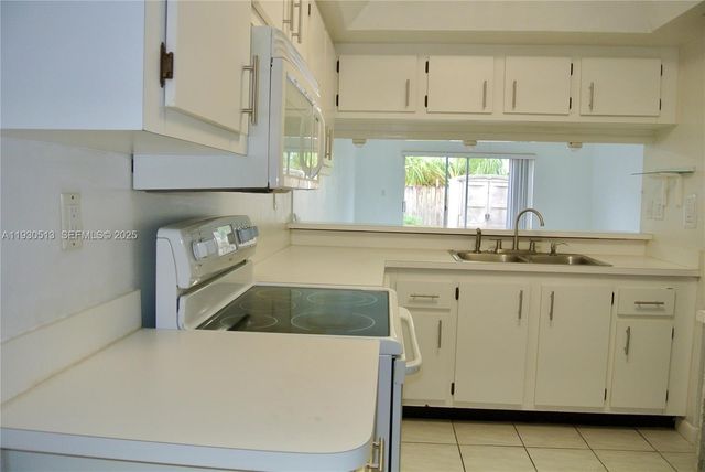 6420 SW 138th Court 105C, Miami, FL 33183