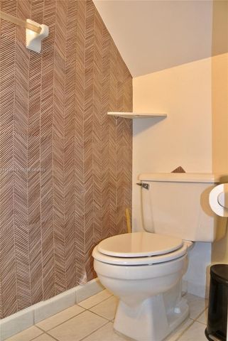 6420 SW 138th Court 105C, Miami, FL 33183