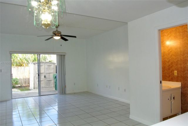 6420 SW 138th Court 105C, Miami, FL 33183