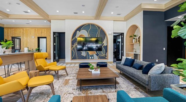 1001 NE 58th St C, Oakland Park, FL 33334