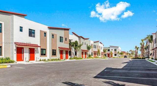 1001 NE 58th St C, Oakland Park, FL 33334