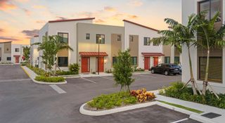 1001 NE 58th St C, Oakland Park, FL 33334