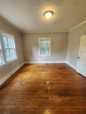 805 Blackburn Ln, Columbia, TN 38401