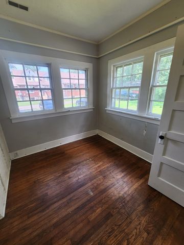 805 Blackburn Ln, Columbia, TN 38401
