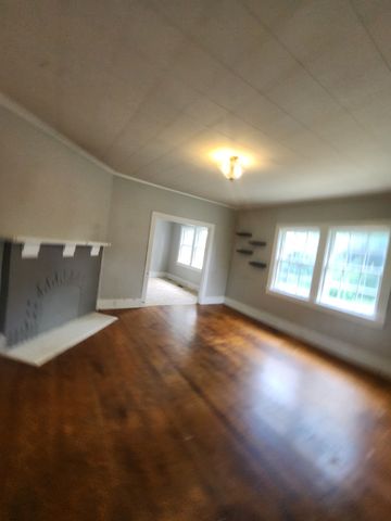 805 Blackburn Ln, Columbia, TN 38401