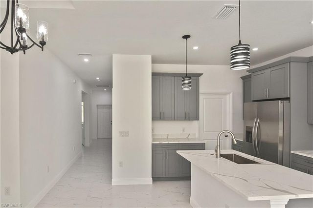 3034 Price AVE, Fort Myers, FL 33916
