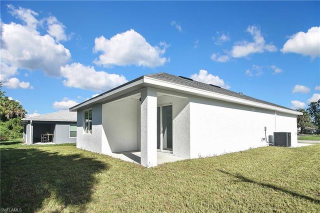 3034 Price AVE, Fort Myers, FL 33916
