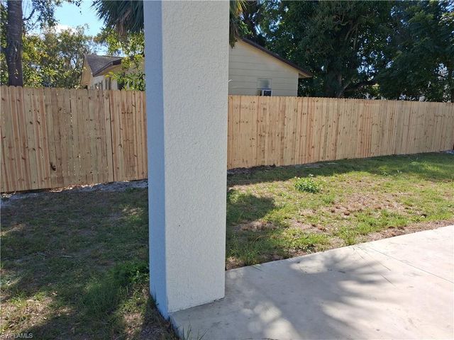 3034 Price AVE, Fort Myers, FL 33916