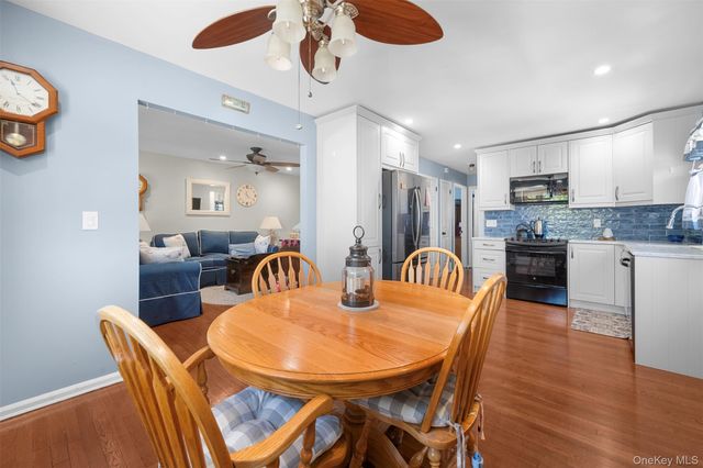 2389 Lindy Road, Westbury, NY 11590