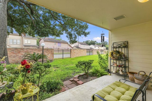 14515 Wunderlich Drive 305, Houston, TX 77069