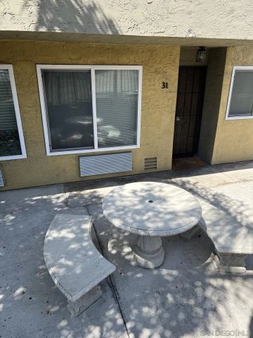 1681 BAYVIEW HEIGHTS 31, San Diego, CA 92105