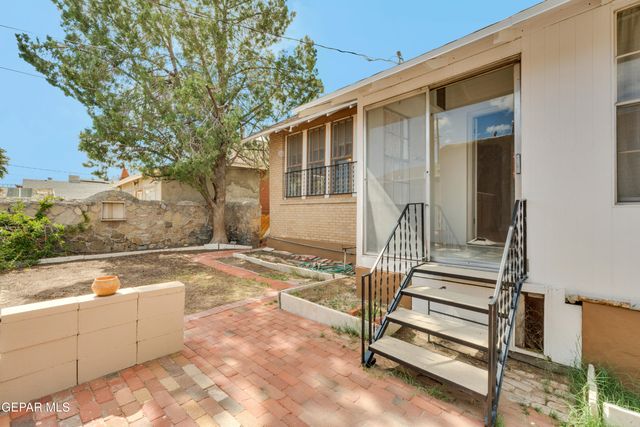 3118 E Yandell Drive, El Paso, TX 79903