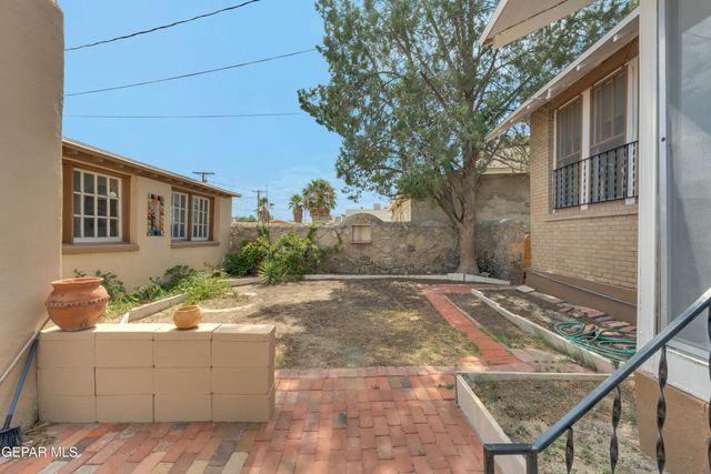 3118 E Yandell Drive, El Paso, TX 79903