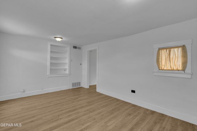 3118 E Yandell Drive, El Paso, TX 79903