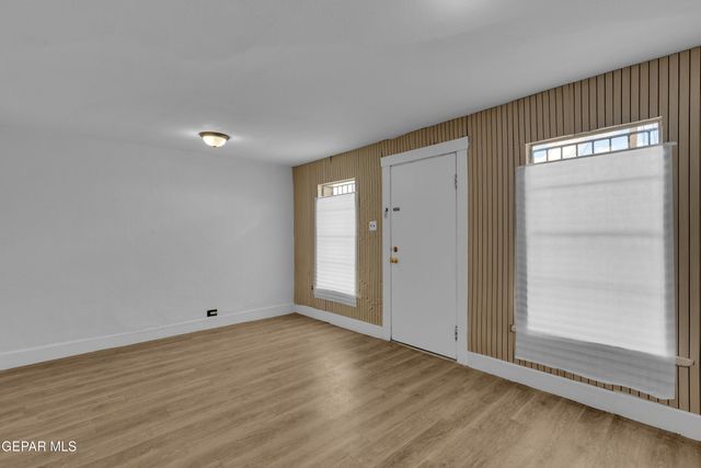 3118 E Yandell Drive, El Paso, TX 79903