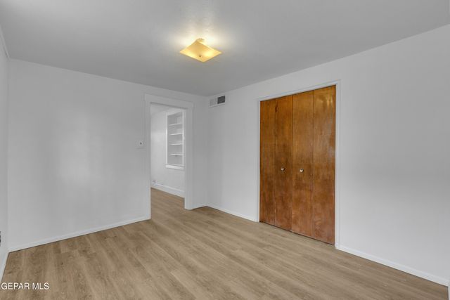 3118 E Yandell Drive, El Paso, TX 79903