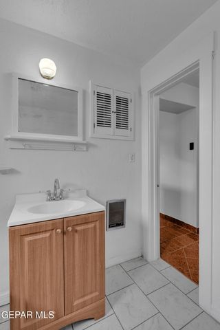 3118 E Yandell Drive, El Paso, TX 79903