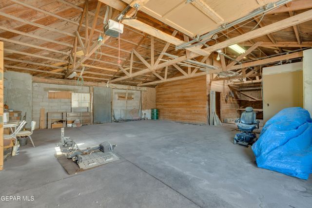 3118 E Yandell Drive, El Paso, TX 79903