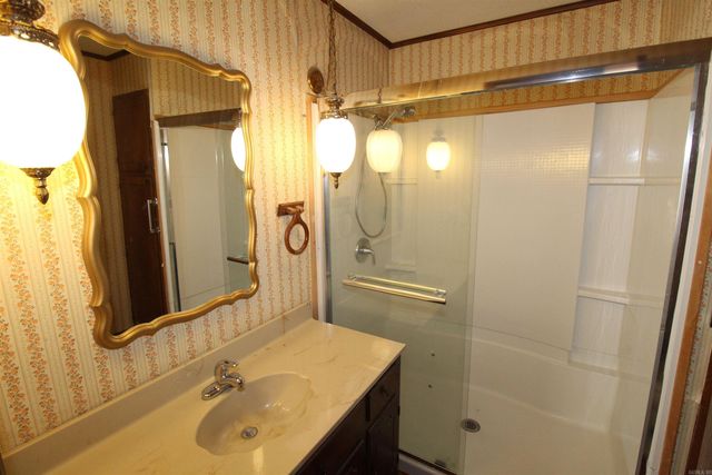 612 Sanders Dr, Redfield, AR 72132