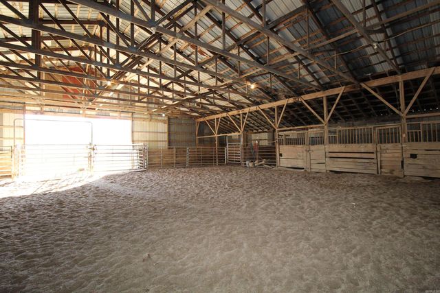 612 Sanders Dr, Redfield, AR 72132